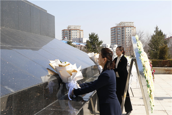 [청취자 내신] 청명절을 맞으면서 혁명렬사 릉원을 찾아_fororder_微信图片_20210401182928