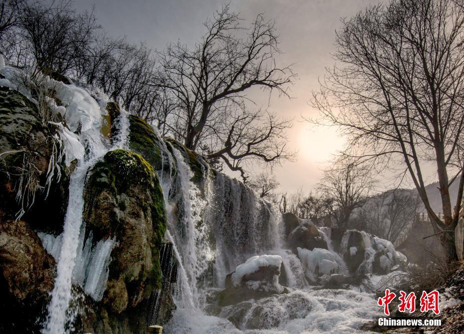 Wurin bude ido na Jiu Zhaigou na yankin Aba na lardin Sichuan_fororder_7ccaebdc0d3b4de79a97ebe6488391d1