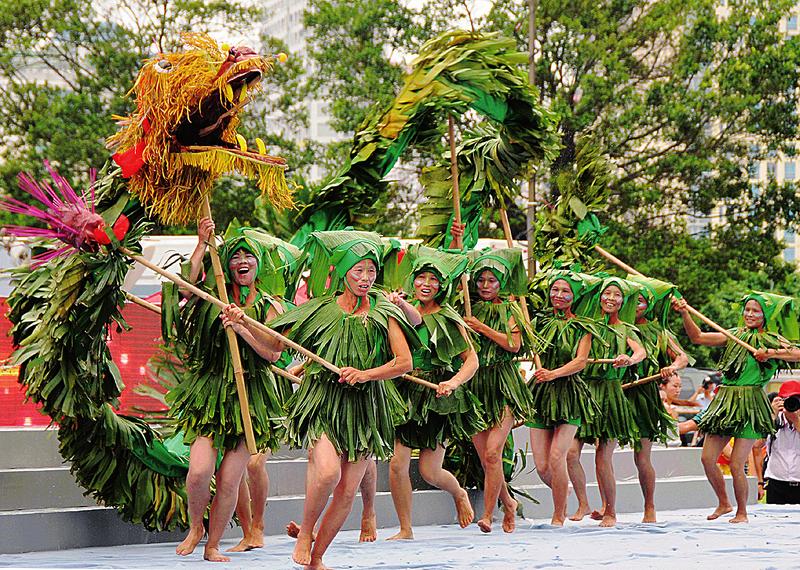 2021青秀国际传统舞龙邀请赛亮点突出精彩纷呈