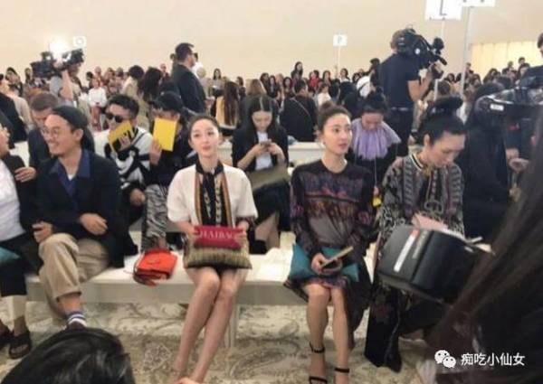 林更新兩任女友同框:蔣夢婕主動搭腔被王麗坤無視?