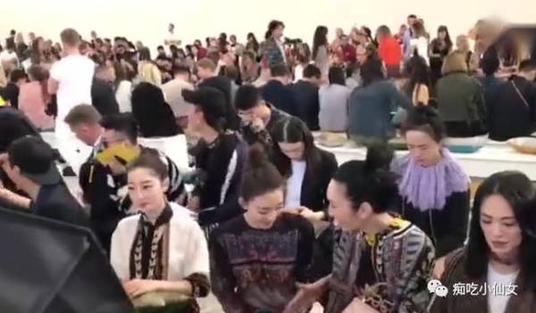 林更新兩任女友同框:蔣夢婕主動搭腔被王麗坤無視?
