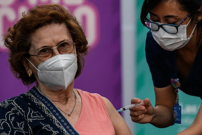 Bakunang CoronaVac ng Tsina, napatunayang napaka-epektibo — Opisyal ng Chile_fororder_20210419Chile2