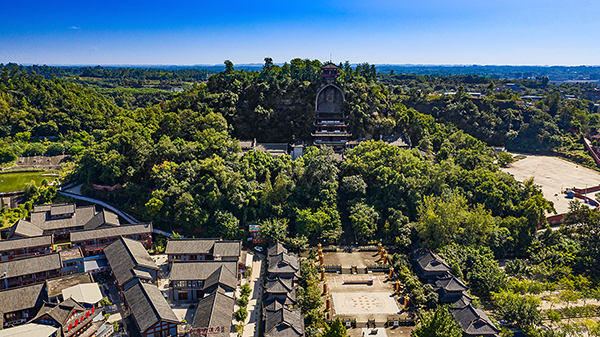 魅力盐都·安逸灯城|五一假期经典旅游线路等你来_fororder_9荣县大佛（摄影-廖志全）