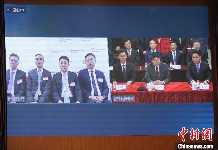 【企业频道+全息视点+转载+中首+专题+最新动态】浙江香港共助企业出口 浙江名品（香港）线上展览会启动