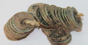 韩媒：韩国坟墓中大量出土中国2000年前铜钱