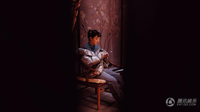 那年花开花絮照曝光 春杏许芳铱逗趣可爱笑容甜_娱乐_腾讯网