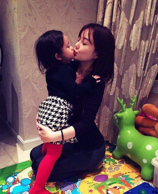 公式篇!李小璐公布二胎"惊喜交集"-第1张图片-古田博客