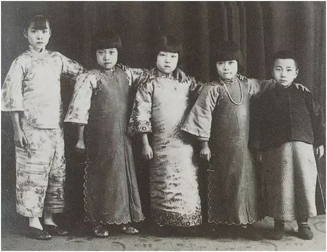 不爱是一生的遗憾，爱是一生的磨难