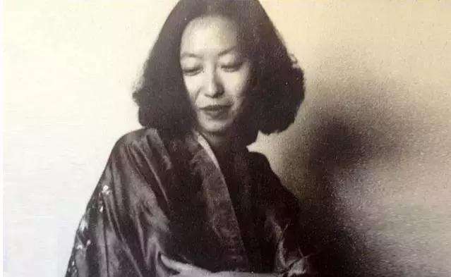 不爱是一生的遗憾，爱是一生的磨难