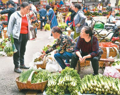 乌蒙山区有一趟“公交列车”