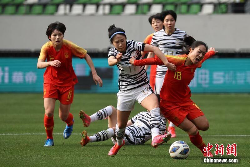 Kungiyar kwallon kafa mata ta Sin ta samu iznin shiga gasar wasannin Olympics ta Tokyo_fororder_0414-2