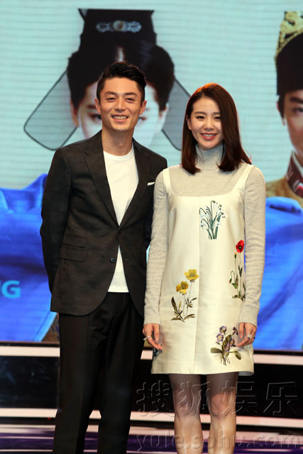 《女医明妃传》开播 霍建华获赞“撩妹高手”