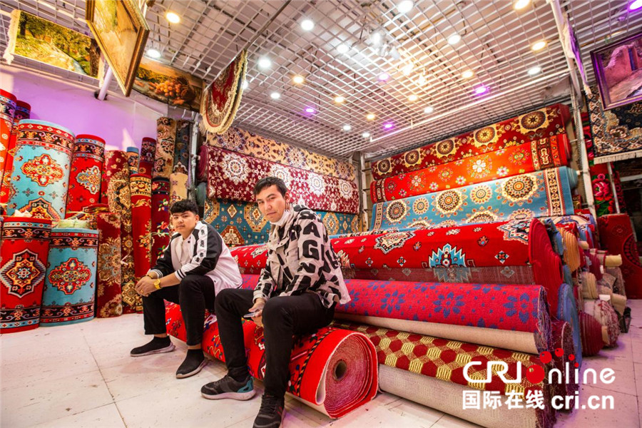 喀赞其：百年老街的永恒魅力_fororder___172.100.100.3_temp_9500049_1_9500049_1_1_93253964-cf3d-4d3e-a591-0e5e72d7522b