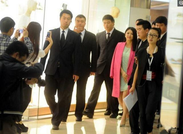 李湘和郭晶晶日常是這樣？網友：土豪和豪門區別！