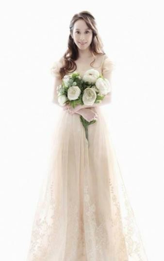 স্যুই হুইসিন_fororder_src=http___i0.itc.cn_20131018_2d60_d5eb21ba_d82a_405e_fb8e_89f74930e9ca_1&refer=http___i0.itc