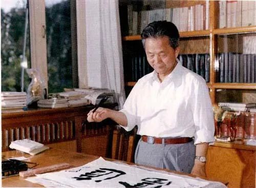 朱虹 碧青：书写传奇舒同