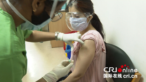 印度开放18岁以上人群疫苗接种 多地出现疫苗短缺导致无法接种_fororder_2