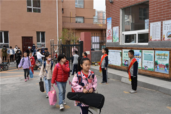 落实睡眠令 沈阳市皇姑区宁山路小学开始行动