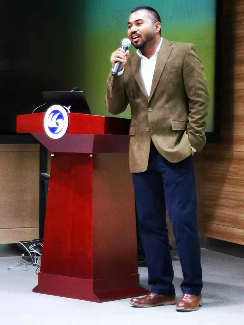 চীন একটি মূল্যবান মডেল: বাংলাদেশি শিক্ষক ডঃ মোস্তাক আহমেদ গালিবের পর্যবেক্ষণ_fororder___172.100.100.3_temp_9500031_1_9500031_1_1_a528ccc0-92b2-425d-82ed-9adc4e121302