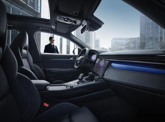 更燃更来电 醒神好物领克05 PHEV上市