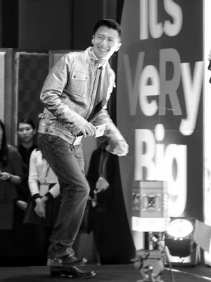 谢霆锋特效公司被收购赚1.45亿 曲奇已开三家分店