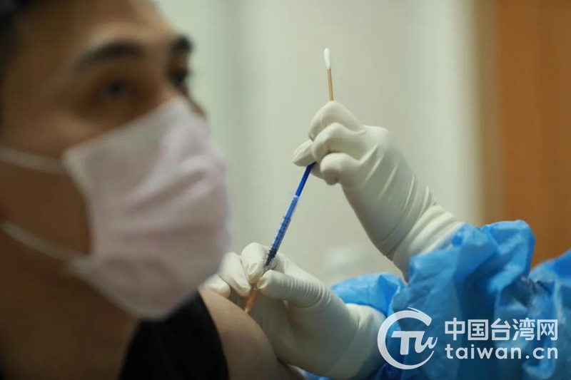 “我们对国产疫苗很有信心！”广州首批台胞免费接种新冠疫苗