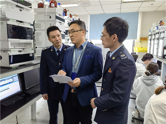 (签城市频道)精准服务助力创新 南京税务稽查局为企业办实事_fororder_图片7