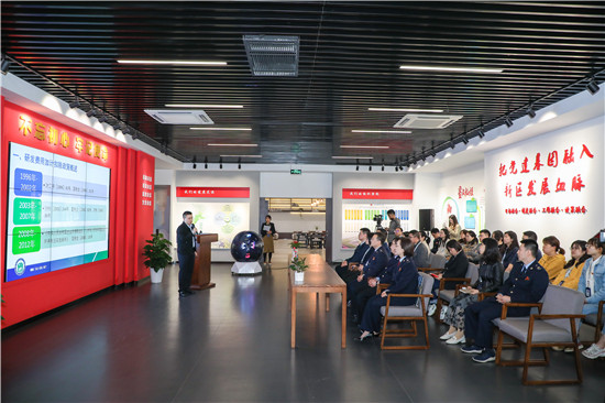 (签城市频道)精准服务助力创新 南京税务稽查局为企业办实事_fororder_图片8