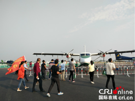 滨州大高航空城低空旅游推进全域旅游发展_fororder_采访团参观沾化大高航空城_m2_副本