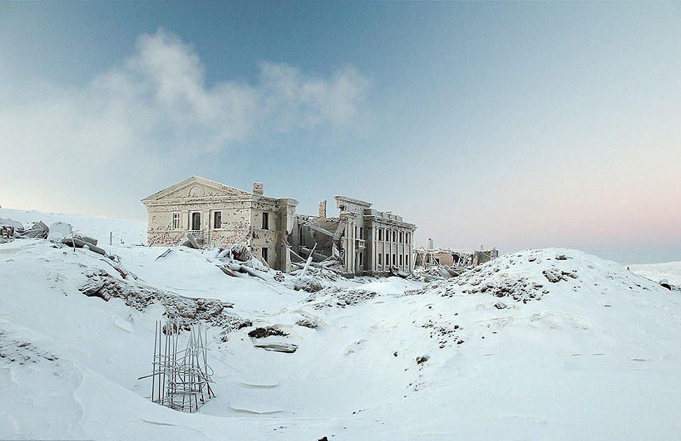 俄摄影师拍摄"极寒之城":最低气温零下55度(高清组图)