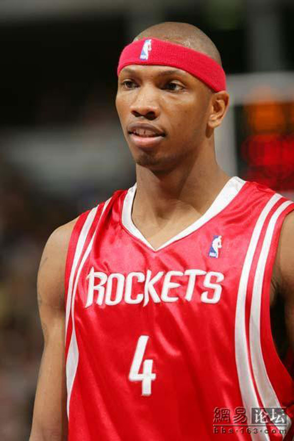 nba离奇受伤ai屁股被摸伤德克系鞋带扭伤