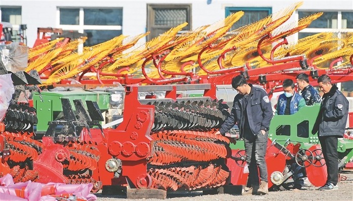 齊齊哈爾全力以赴打好春耕生産關鍵戰