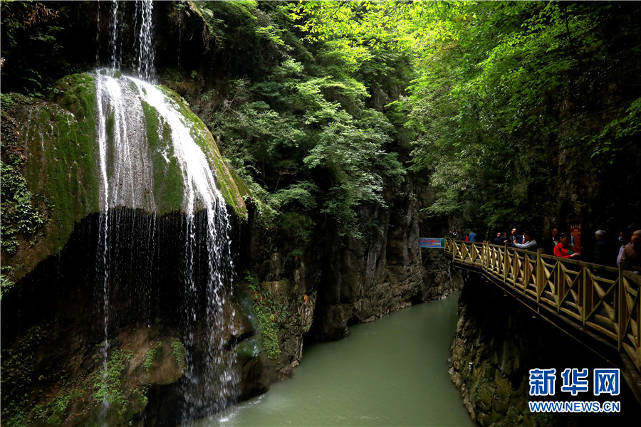 （中首）“飞阅”喀斯特生态博物馆－－贵州开阳南江大峡谷