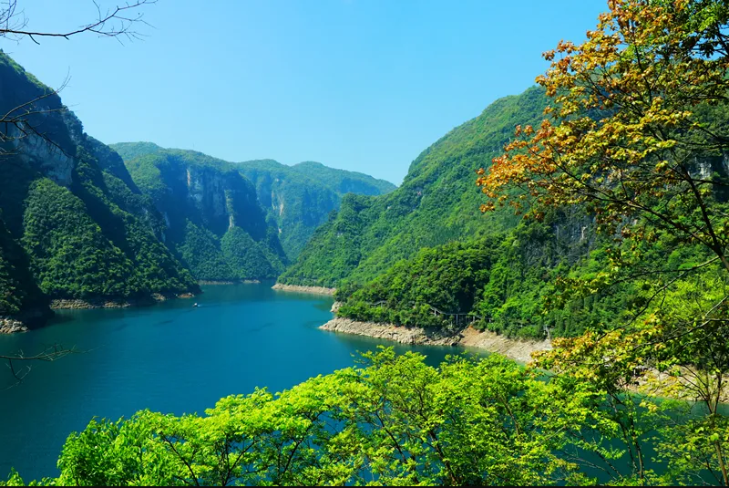 央视《乐游天下》节目组在清江画廊 供图 清江画廊景区