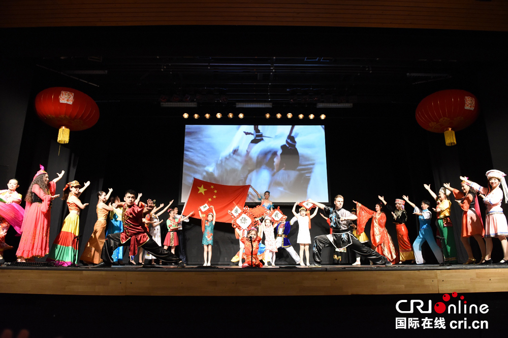 图片默认标题_fororder_05 中瑞演员联袂演出 拷贝