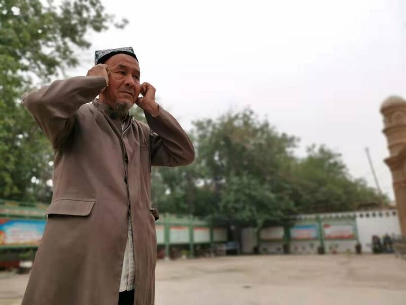 An yi Idin karamar sallah a masallacin birnin Tulufan na Xinjiang_fororder_1