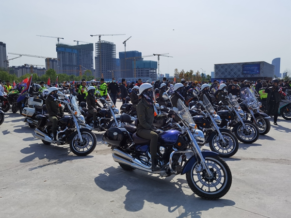 名车荟萃千骑竞发2021年济南国际摩托车博览会启幕