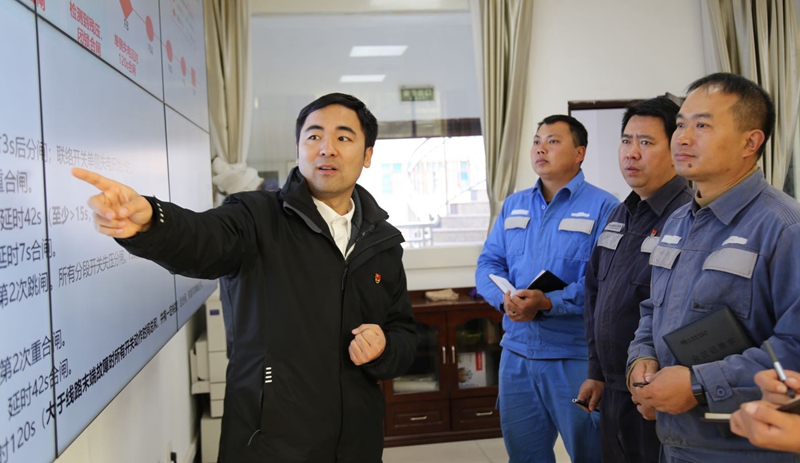 南方电网科技创新“拼命三娘”和闲不住的“技术流”_fororder_5