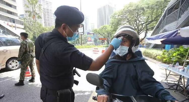 马来西亚吉隆坡等地升级防疫管控限制14天