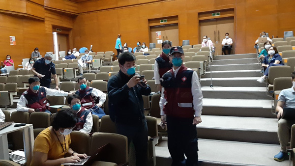 Chinese Anti-epidemic Medical Expert Team, bumisita sa RITM