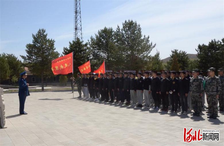 張家口橋東高校畢業班預徵青年參加黨史軍史教育