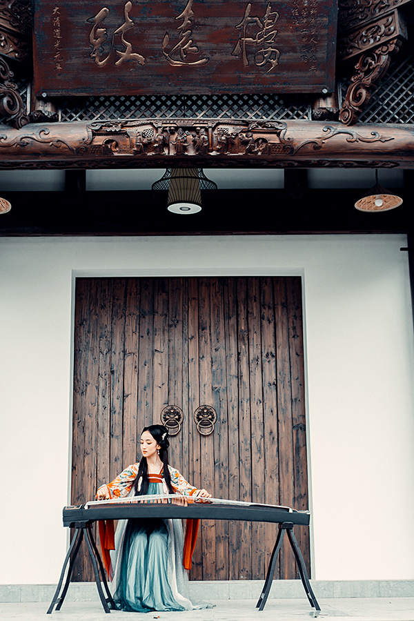 （文中最字、唯一已确认无误）自贡大安：国风汉服打卡活动助推“盐龙灯美食”四张名片_fororder_1古风展示现场