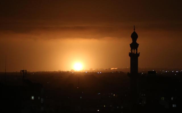Isra’ila ta kai hari da makaman roka kan yankin Zirin Gaza_fororder_210511-Isra'ila