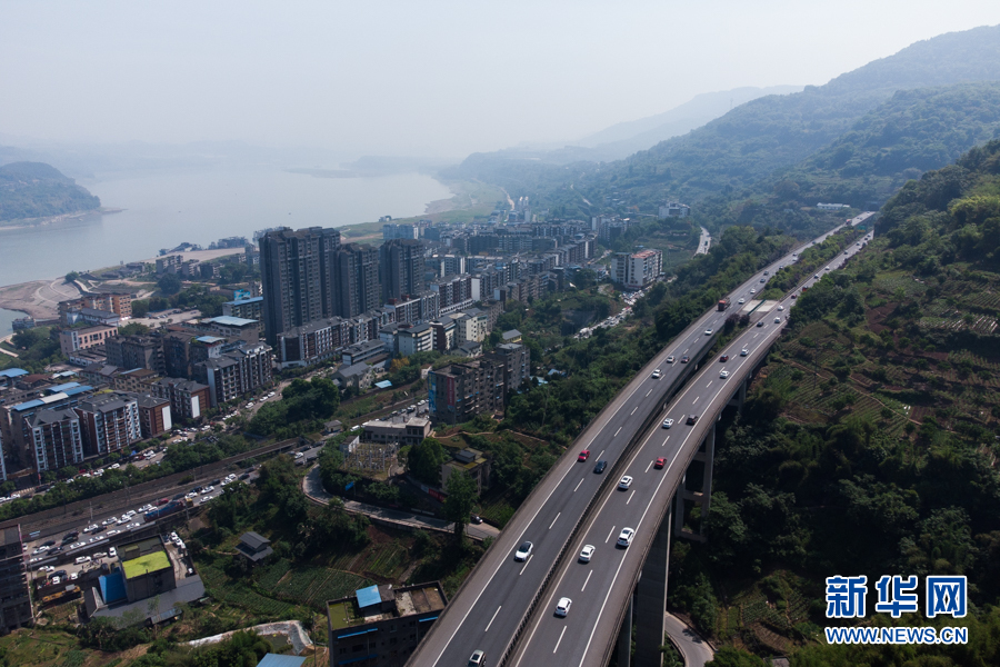 【城市遠洋帶圖】沿著高速看中國｜與長江“伴行”的高速公路