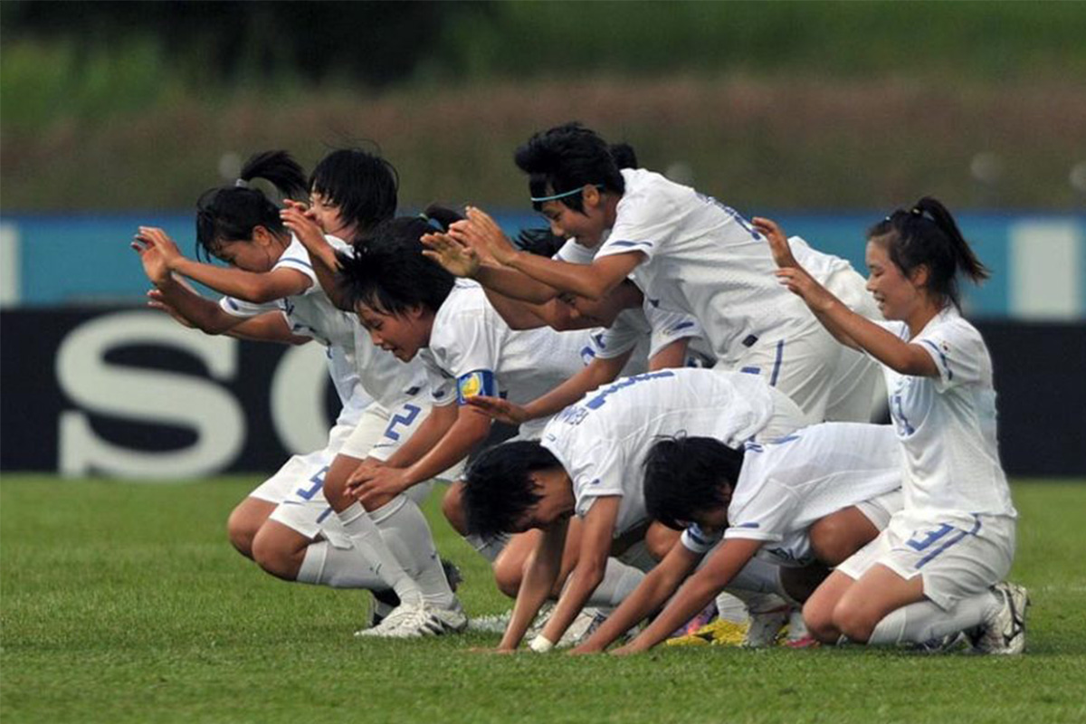 【看台】韩国输球鞠躬道歉 而我们领导……