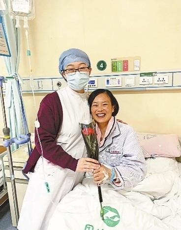 同济护士用英语向世界讲述中国战疫故事
