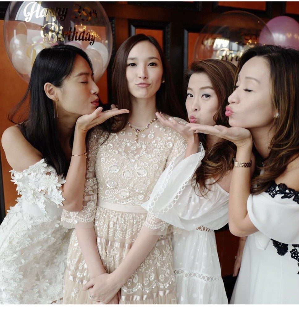 吴佩慈庆39岁生日 一袭蕾丝长裙美如公主_娱乐_腾讯网