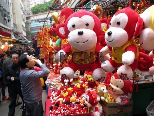 農(nóng)歷新年前夕 香港年貨市場(chǎng)氣氛濃