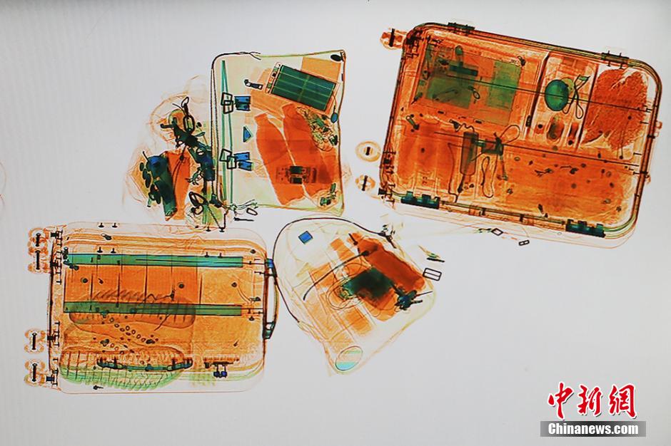 “X光机”里的春运