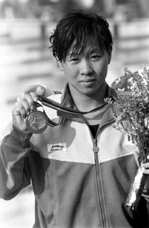 揭秘体坛反目闹剧:奥运冠军检举教练扣"粮饷"